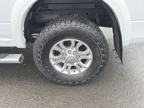 Used 2018 RAM 2500 Laramie w/ Cold Weather Group AWD/4WD image 25