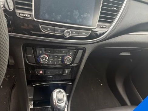 Used 2017 Buick Encore Essence FWD image 8