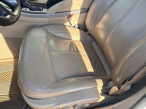Used 2012 Buick LaCrosse Leather FWD image 12