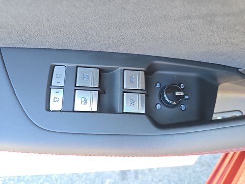 Certified 2025 Audi S6 Prestige image 26