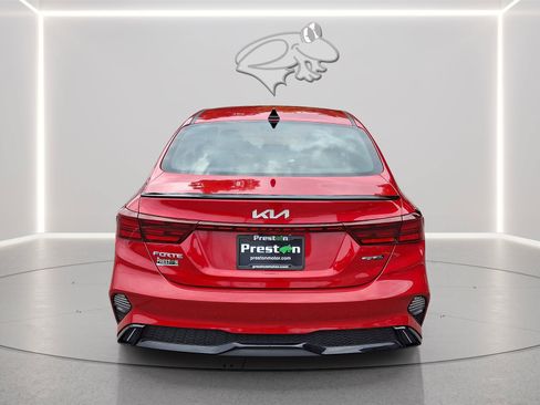 Used 2024 Kia Forte GT-Line w/ GT-Line Premium Package FWD image 5