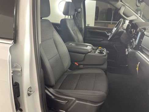 Used 2022 GMC Sierra 1500 SLE image 27