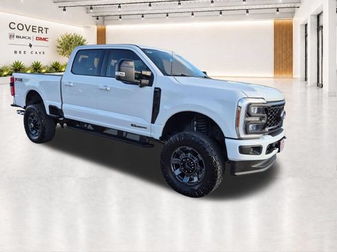 Used 2024 Ford F250 Lariat w/ Sport Appearance Package AWD/4WD image 2