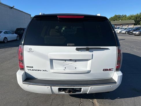 Used 2009 GMC Yukon XL Denali image 7