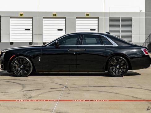 Used 2022 Rolls-Royce Ghost image 5