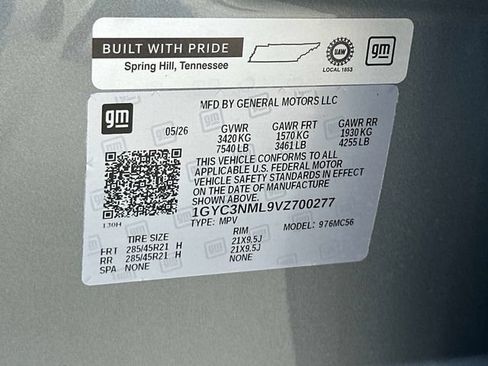 New 2027 Cadillac Vistiq Sport w/ LPO, Floor Liner Package AWD/4WD image 18