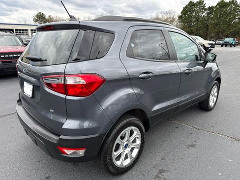 Used 2021 Ford EcoSport SE image 2