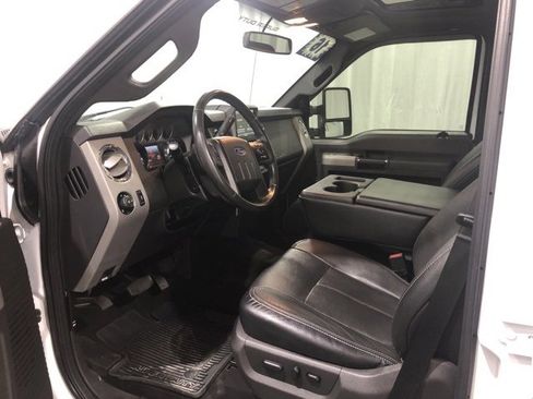 Used 2016 Ford F250 Lariat w/ Lariat Ultimate Package image 8