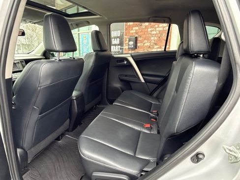 Used 2015 Toyota RAV4 Limited image 14