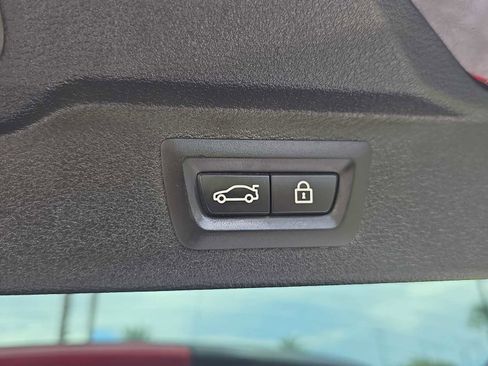 Used 2017 BMW X5 xDrive50i image 31