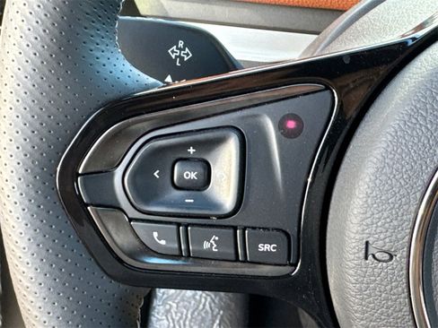 New 2025 VinFast VF 8 Plus image 31