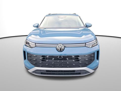 New 2026 Volkswagen Tiguan SE image 9