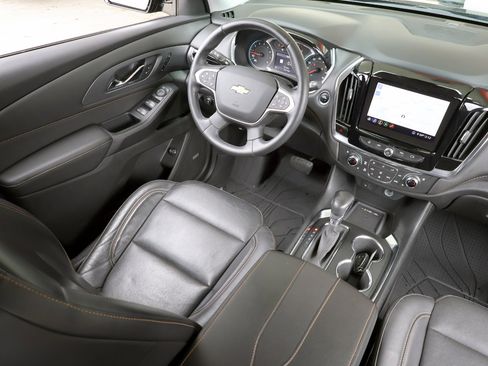 Used 2021 Chevrolet Traverse Premier w/ Redline Edition image 15