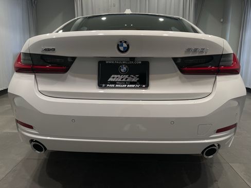 New 2026 BMW 330i xDrive Sedan w/ Premium Package AWD/4WD image 5