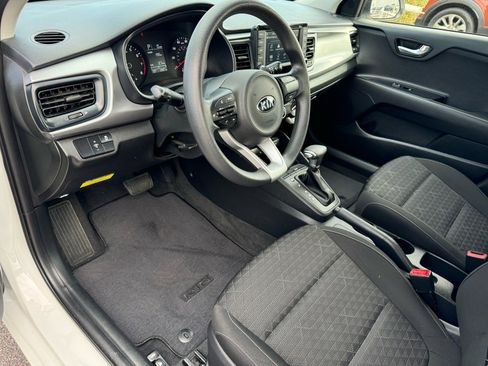Used 2020 Kia Rio LX image 14