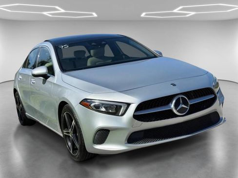 Used 2021 Mercedes-Benz A 220 image 3