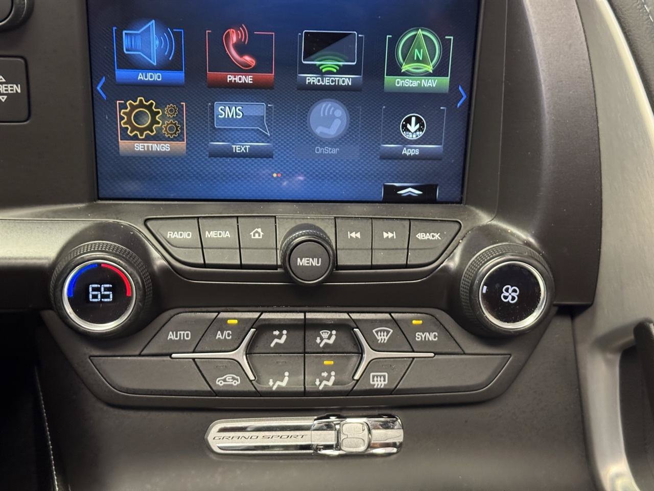Used 2019 Chevrolet Corvette Grand Sport w/ Carbon Flash Badge Package RWD image 22
