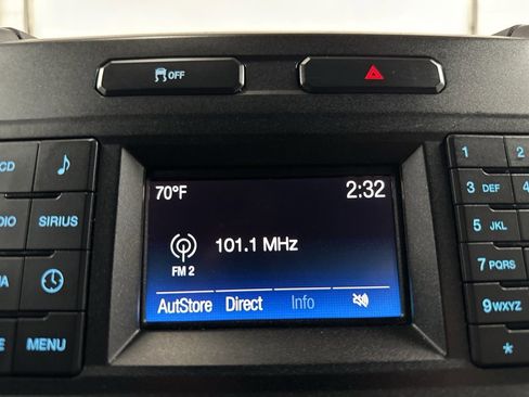 Used 2017 Ford F250 XLT w/ Snow Plow Prep Package image 27