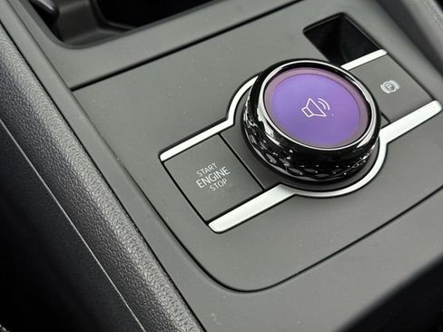 New 2026 Volkswagen Tiguan SE AWD/4WD image 16