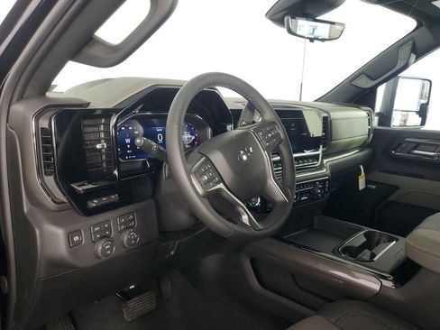 New 2026 Chevrolet Silverado 2500 ZR2 AWD/4WD image 14