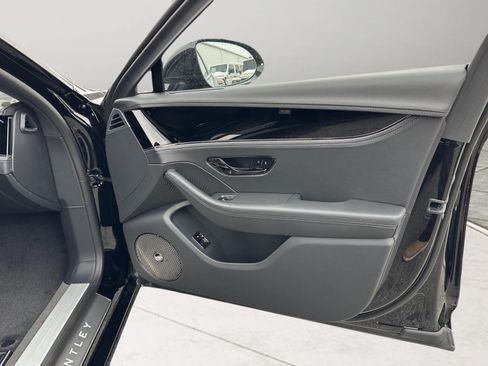 New 2026 Bentley Flying Spur V8 AWD/4WD image 58