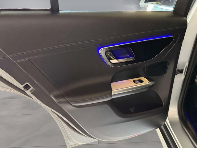 Certified 2023 Mercedes-Benz GLC 300 4MATIC image 11