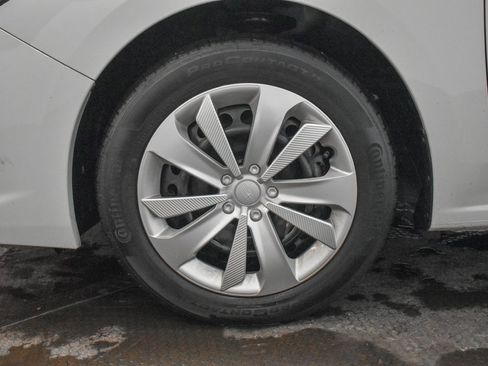 Used 2020 Subaru Impreza 2.0i image 9