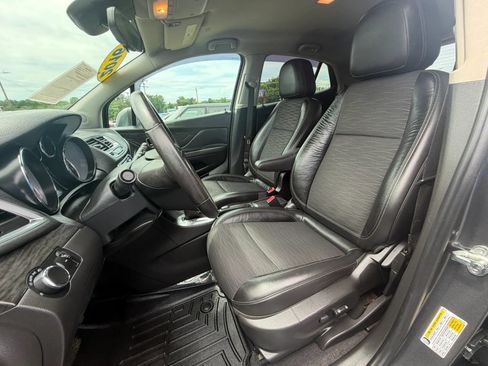 Used 2016 Buick Encore FWD image 9