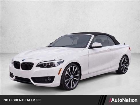 Used 2019 BMW 230i Convertible RWD image 1
