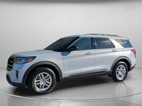 New 2026 Ford Explorer Active w/ Active Comfort Package image 14