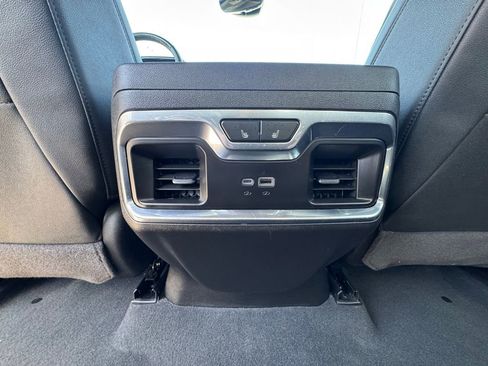Used 2025 Chevrolet Silverado 1500 LTZ AWD/4WD image 32