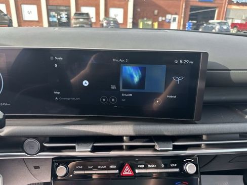 Used 2025 Hyundai Tucson SEL image 14