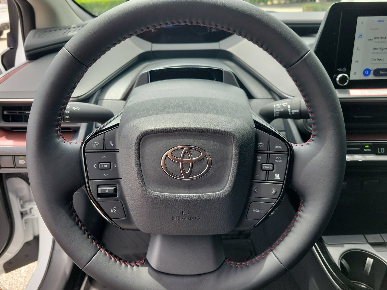 New 2026 Toyota Prius Plug-In Hybrid FWD image 18