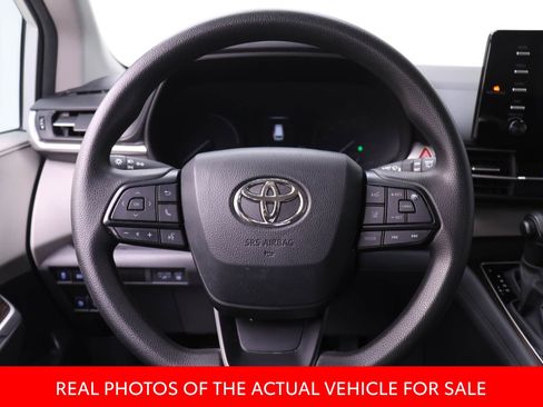Certified 2024 Toyota Sienna LE image 12