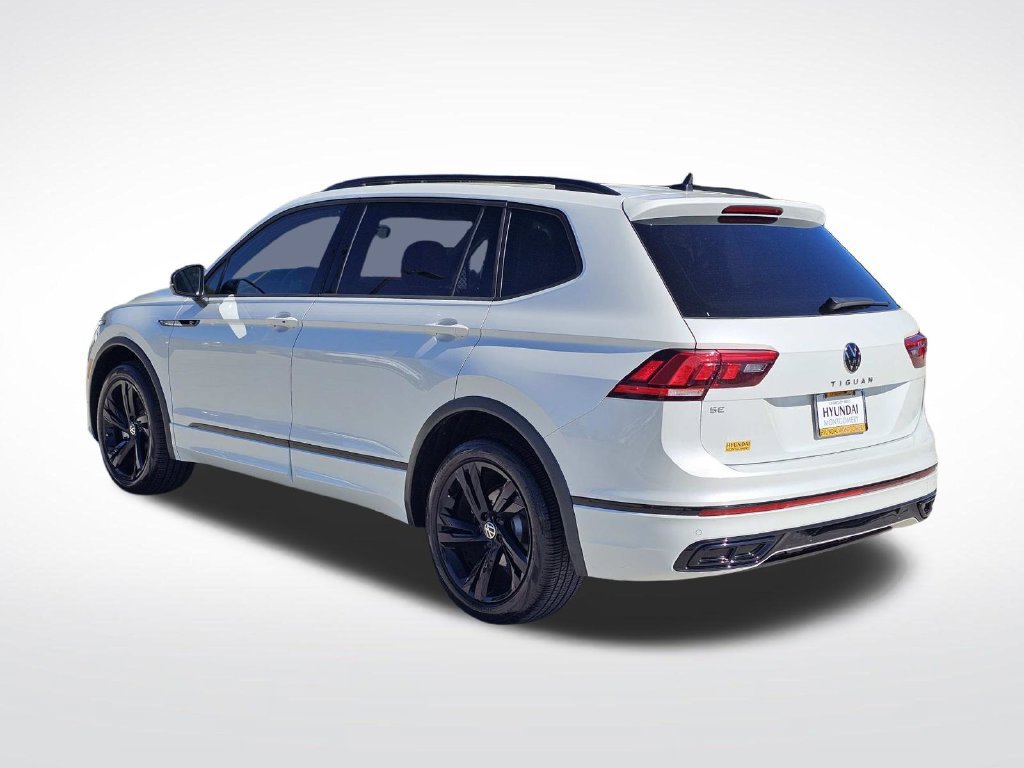 Used 2024 Volkswagen Tiguan SE R-Line FWD image 29