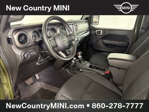 Used 2022 Jeep Wrangler Sport AWD/4WD image 10