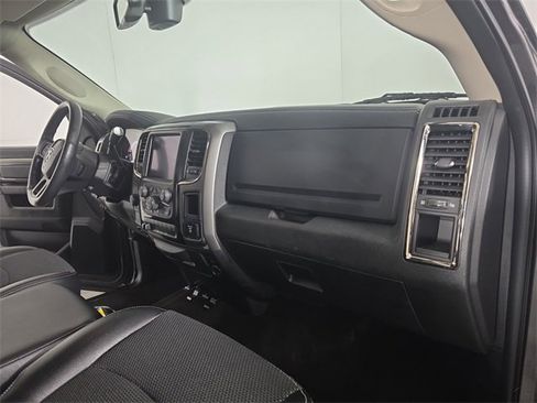 Used 2018 RAM 3500 Big Horn w/ Sport Appearance Group image 26