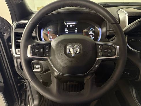 Used 2025 RAM 2500 Laramie AWD/4WD image 20