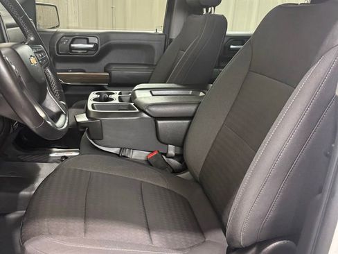 Used 2022 Chevrolet Silverado 1500 LT AWD/4WD image 11