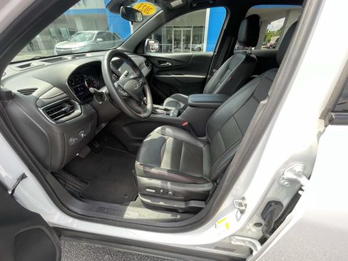 Used 2023 Chevrolet Equinox RS w/ RS Leather Package FWD image 12
