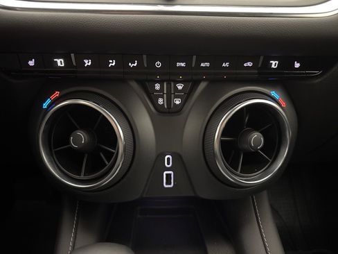 Used 2024 Chevrolet Blazer LT w/ Sound & Technology Package AWD/4WD image 40