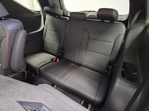Used 2024 Chevrolet Traverse RS w/ LPO, Floor Liner Package image 35