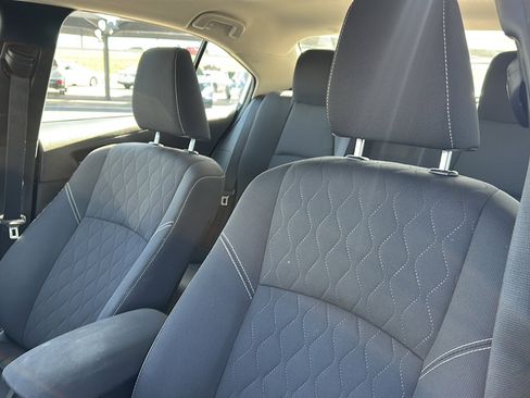 Used 2023 Toyota Corolla LE image 14