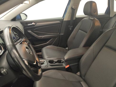 Used 2019 Volkswagen Jetta SE FWD image 17