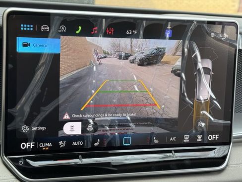 New 2026 Volkswagen Tiguan SE image 17