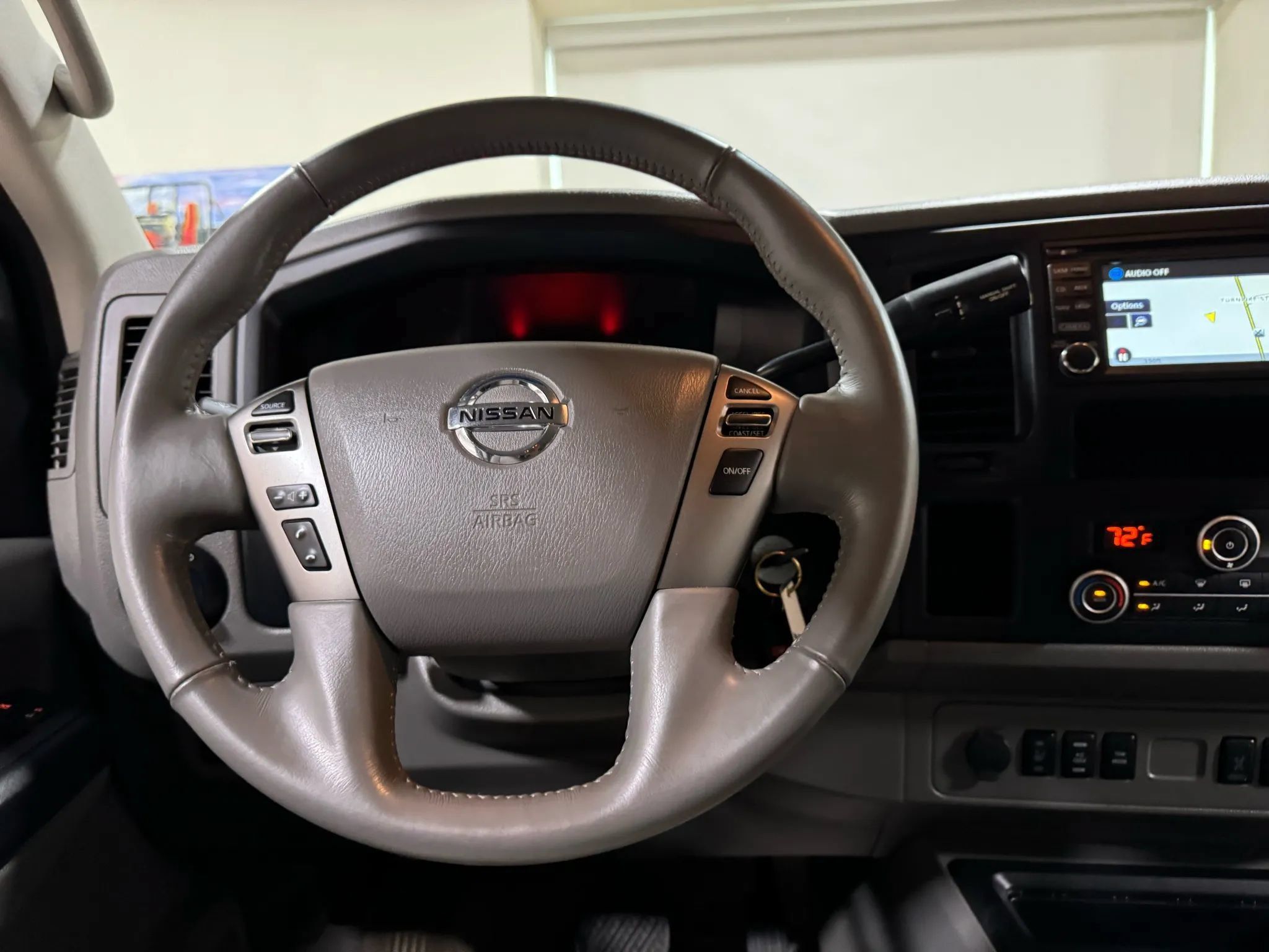 Used 2018 Nissan NV 3500 SL RWD image 49