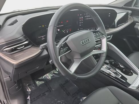 Certified 2025 Audi Q5 Premium w/ Convenience Package AWD/4WD image 20