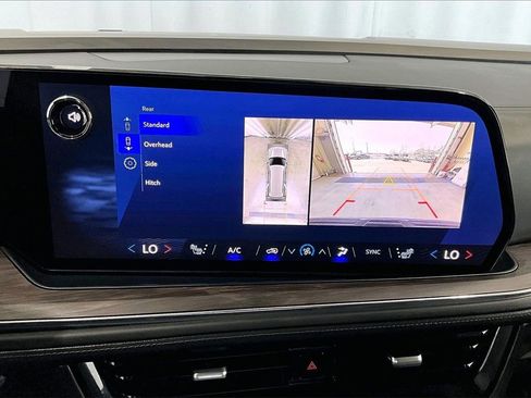 Used 2025 Chevrolet Tahoe LT image 24