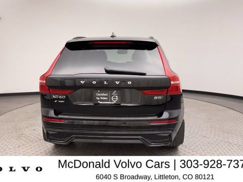 Certified 2023 Volvo XC60 B5 Ultimate w/ Climate Package AWD/4WD image 3