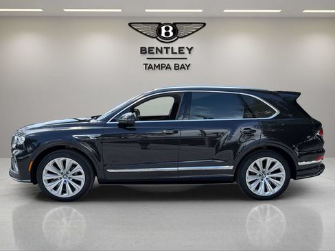 Certified 2023 Bentley Bentayga AWD/4WD image 5